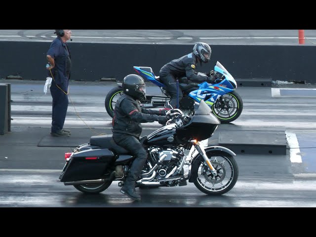 Harley-Davidson frente a Suzuki GSXR