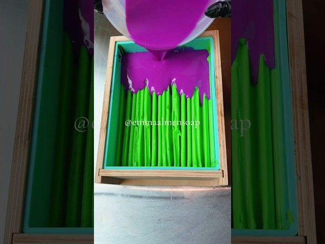 Beetlejuice Inspired DRIP Scraper Soap: Black + Green + Purple! #soapmaking #soap #handmadesoap