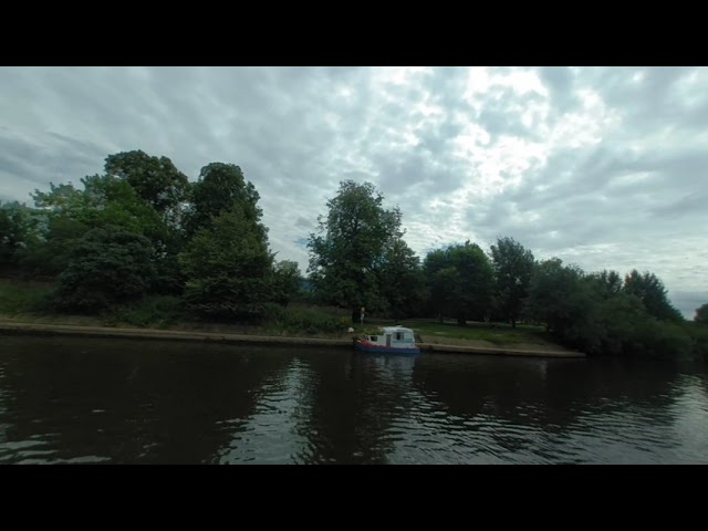 VR180 3D York river cruise