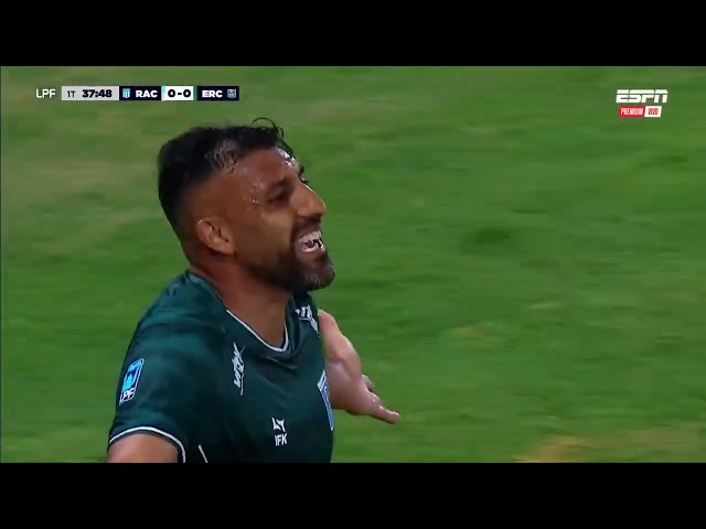 “RAMÓN, RAMÓN… EVEN IF YOU GO, I HAVE TO STOP COMMENTATING BECAUSE YOU'RE OFFSIDE, RAMÓN.”