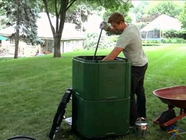 Exaco 123 Gallon Aerobin 400 Insulated Compost Bin - Product Review Video
