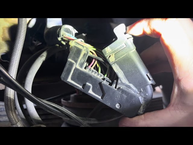 Disconnecting a ITBC (trailer brake control module) on a 2010 GMC Sierra 6.6 Duramax