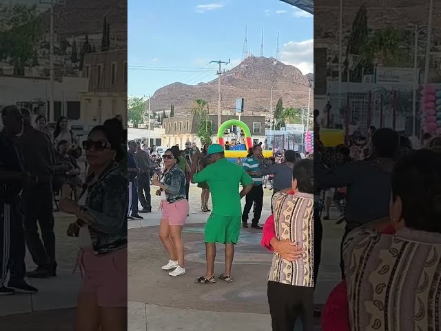 CHIHUAHUA en el bailongo en parque Urueta con Dos tres de CHIHUAHUA