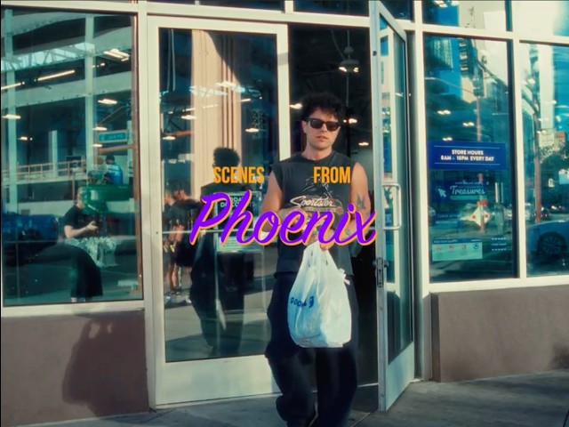 nightly – scenes from phoenix (on tour with the maine)