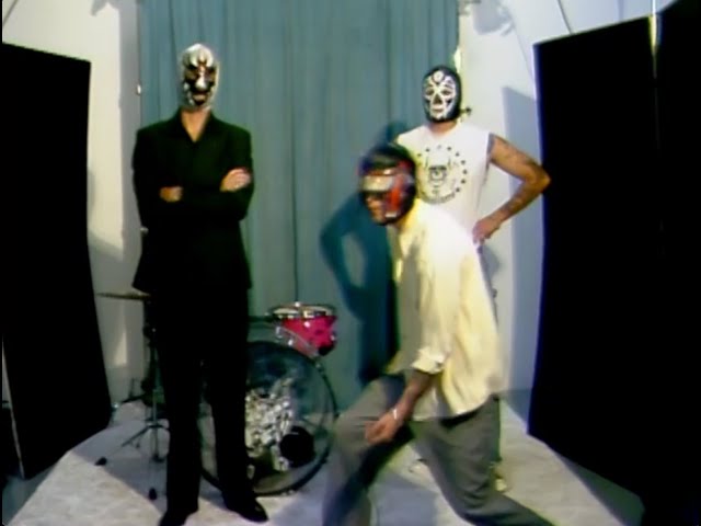 THE MAINLINERS - CHROME PIT (official video)