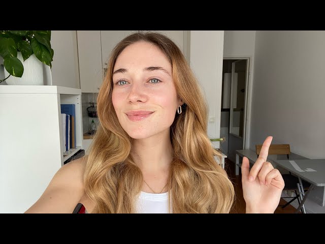 ULTRA MINIMALIST HOME TOUR (everything that I own)