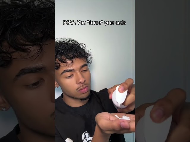 All I need is water & based curl cream 🤞🏽