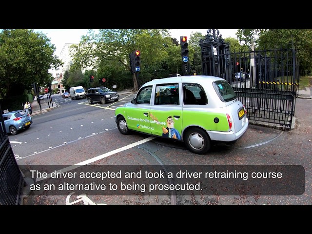 Driver retraining course at his own expense - LR58MMV Black cab runs red light