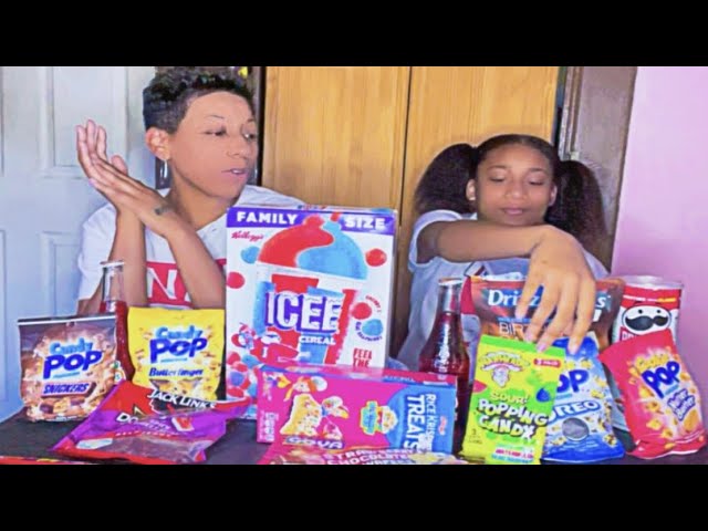 TRYING RANDOM SNACKS & DRINKS 😋