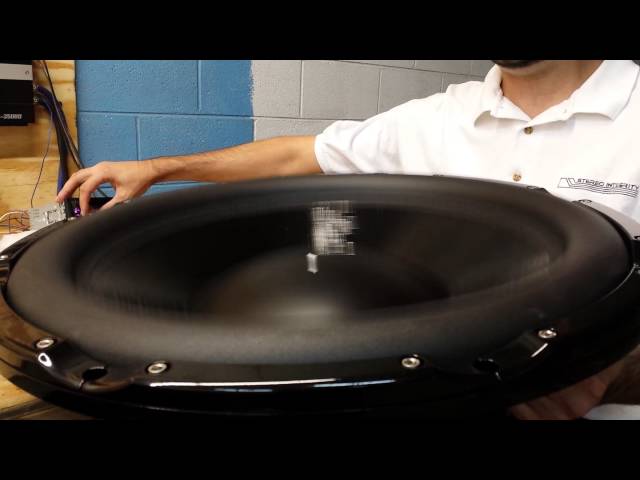 SI 24" subwoofer excursion
