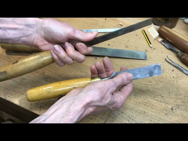 Restoring two old Chisels