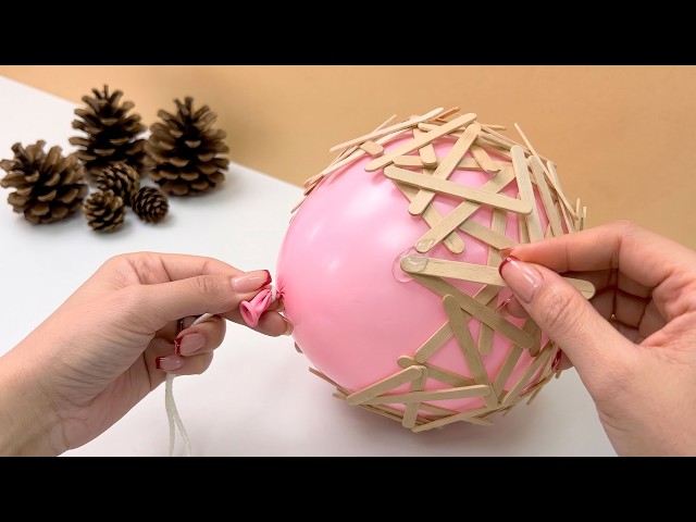 ¡No puedo creer que sea tan bonito! 😍 ¡Decoración para el HOGAR con globos y palitos de madera! ¡