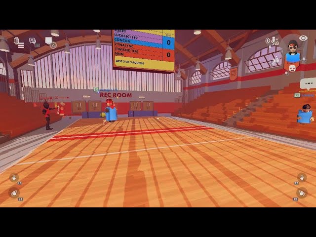 Stop strafing, JUST CATCH THE DANG BALL | Rec Room: Dodgeball