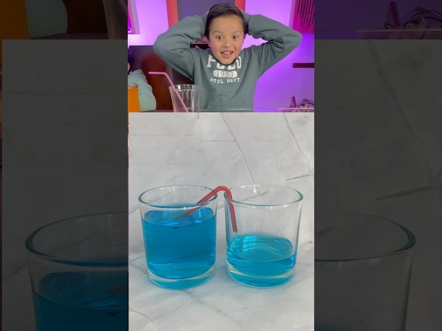 Truco para pasar Agua de un vaso a otro 👍🏻😲 #verdaderoofalso