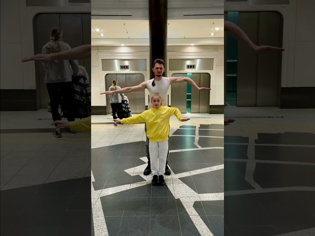 How to do arm wave