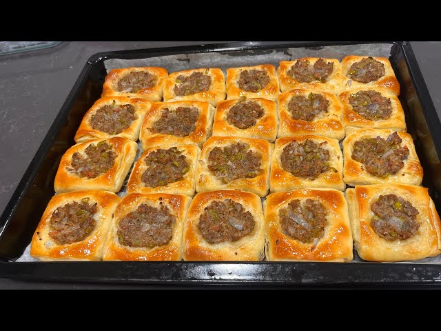 Just FLOUR, WATER + MINCED MEAT! Oh my GOD! How delicious and easy! Minced Meat Pie Recipe