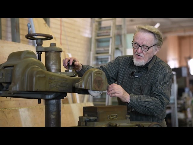 Surface Grinder , Tool Grinder, Milwaukee-Delta  Tel. 1-888-459-4025.