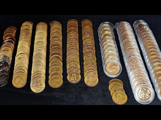 65+ oz Gold Sovereign Stack