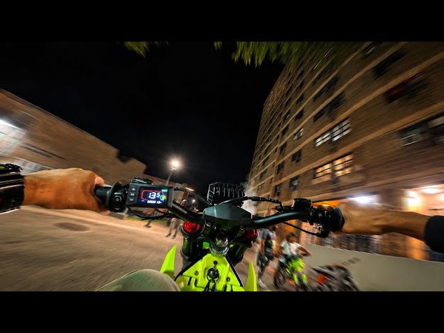 FIRST TIME TRYING A EM5- PRO (HOW DOES IT WHEELIE?)