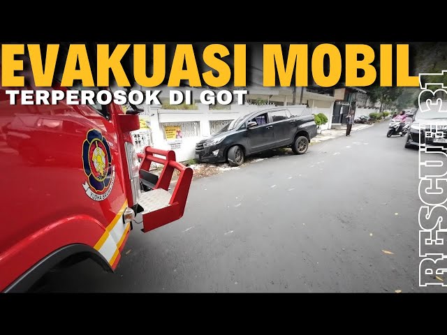 EVAKUASI MOBIL TERPEROSOK DI GOT - Damkar Core | POV : Petugas DAMKAR