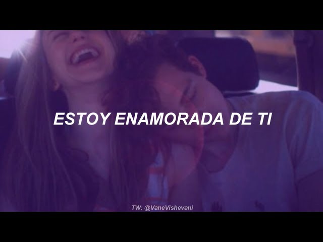 Paramore - STILL INTO YOU // TRADUCIDA AL ESPAÑOL