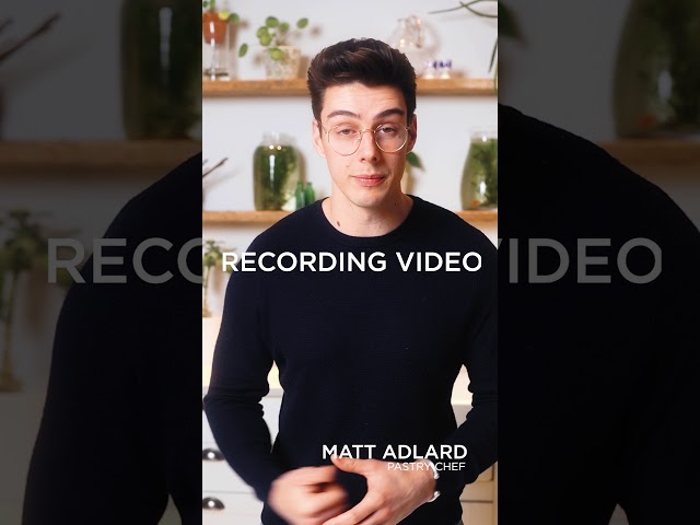 EOS M50 Mark II Livestream Clean English