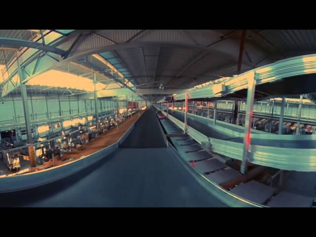 From the perspective of a parcel through the parcel center – 360-degree video I Story
