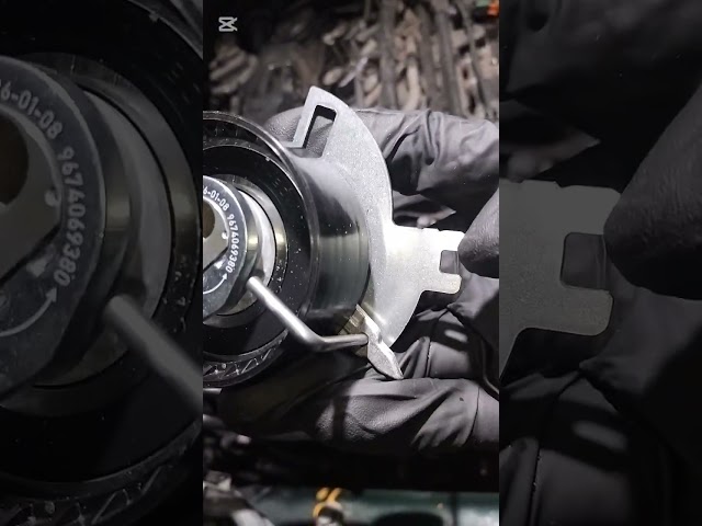 FORD KUGA 2.0 DURATEC TIMING BELT AND WATER PUMP TIPS AND TRICKS 