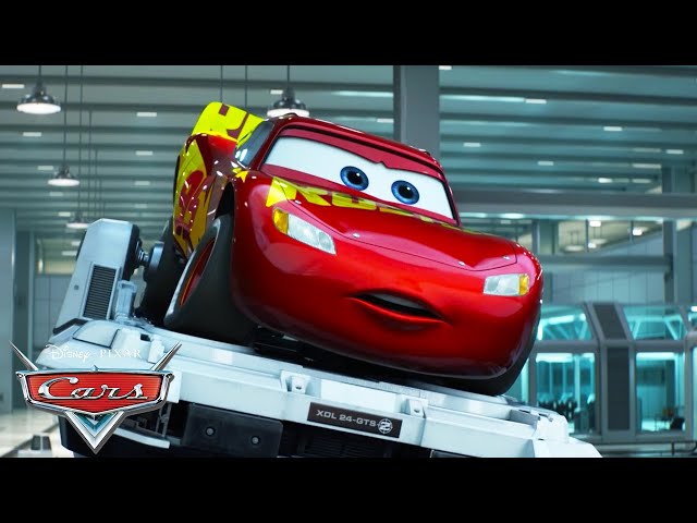 Lightning's First Time Racing on The Simulator | Pixar Cars | @disneyjr