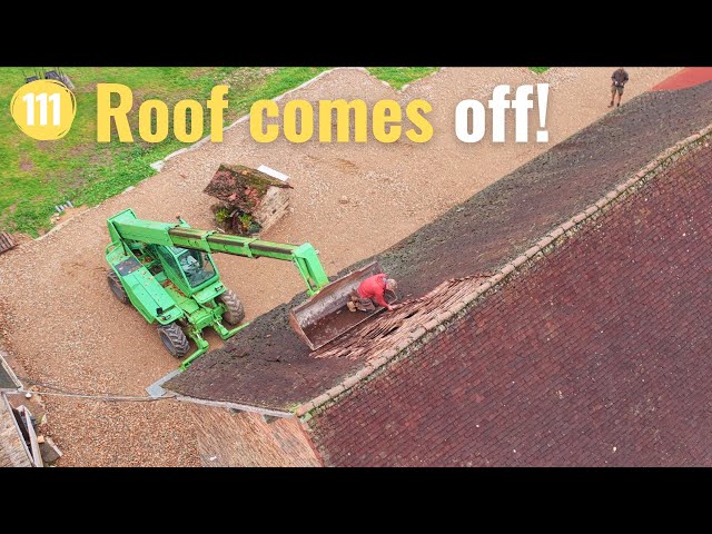 Removing the Roof from a 200 Year Old Barn! | Farm Renovation in Southern France #111