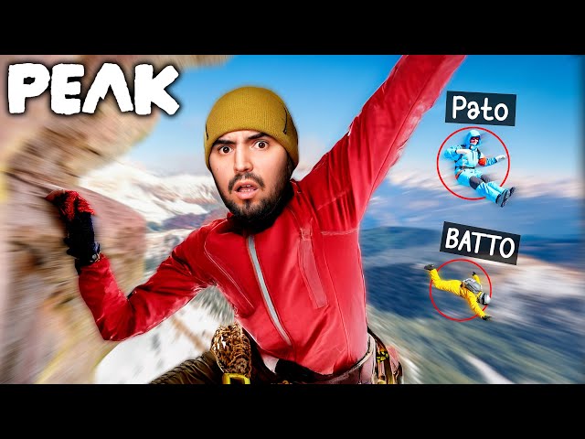 Climbing PEAK with my friends... First Time?! 🥵 | PEAK