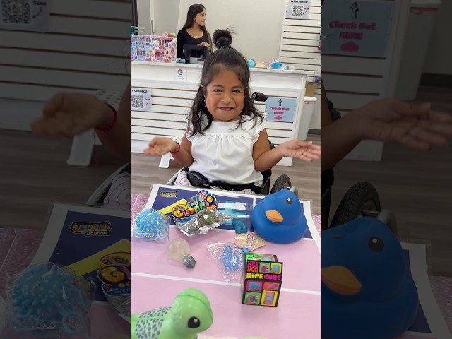 Real Life Fidget Trading with Mrs. Bench 🤩🥳