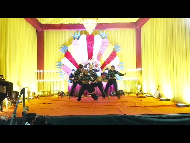 Chandra lavani mix | Apeksha Londhe & Group | Dance Championship 