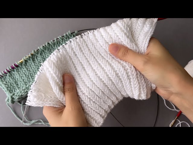 Knitting Magic: The Coziest & Fluffiest Ribbing Stitch You'll Ever Make!