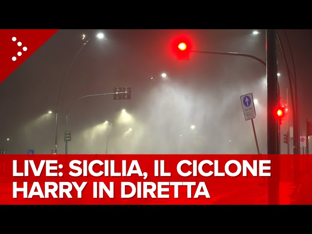 LIVE Maltempo in Sicilia, si attende l'arrivo del ciclone Harry sulla costa messinese: diretta video
