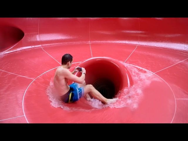 Therme Bucuresti - "Quasar" Space Bowl Trichterrutsche Onride POV