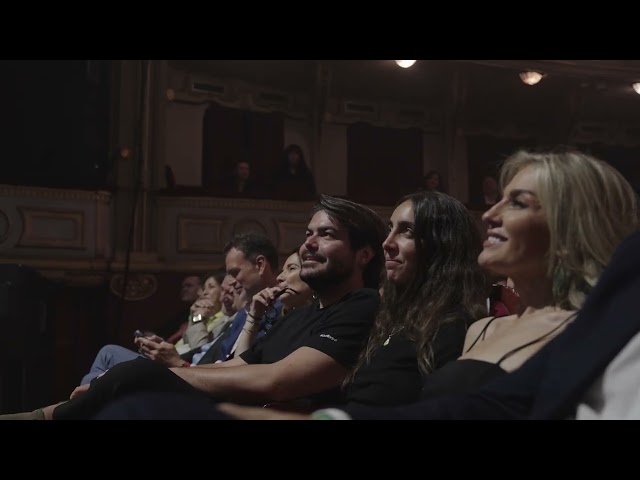 Premios Dircom 2026: emoción, talento y reconocimiento en el Teatro Calderón