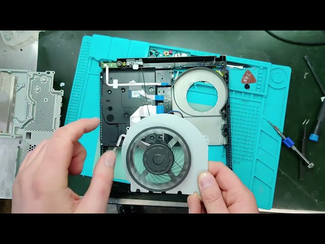 Tutorial: PS4 Slim Limpieza y Mantenimiento