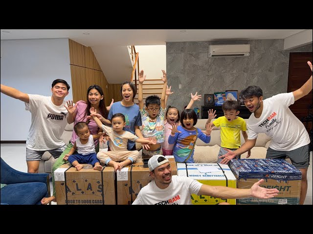 Live Po Tayo! Super Unboxing! Apat Na Balikbayan Box from California USA And Hongkong!