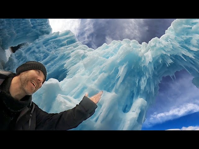 Interactive Walk Through Of The Dillon Colorado Ice Castle - GoPro Max 360 Camera