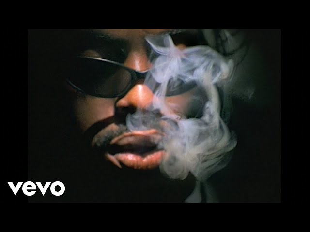 Coolio - Gangsta's Paradise (feat. L.V.) [Official 4K Music Video]