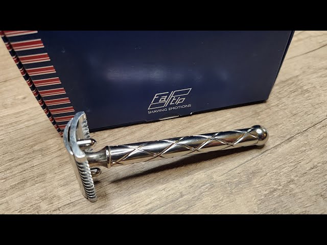 RAZOR REVIEW EPISODE 2: Fatip Chrome Retro Open Comb Safety Razor