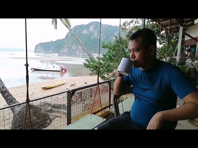 Our 2nd Day at Palawan. Morning grind here at Island Cottages.