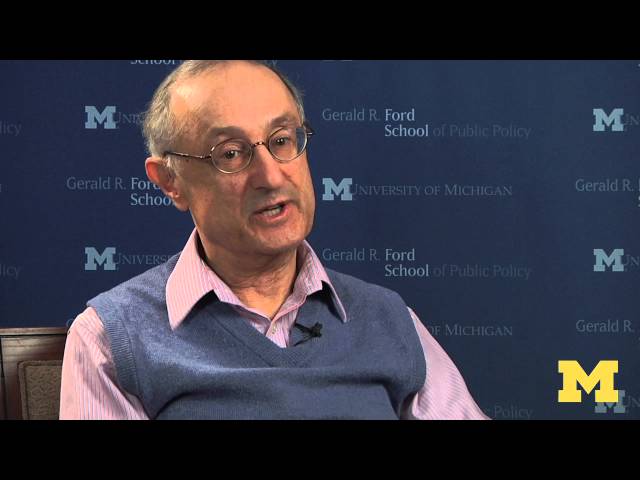 Robert Axelrod: Estimating the best time to launch a cyber attack