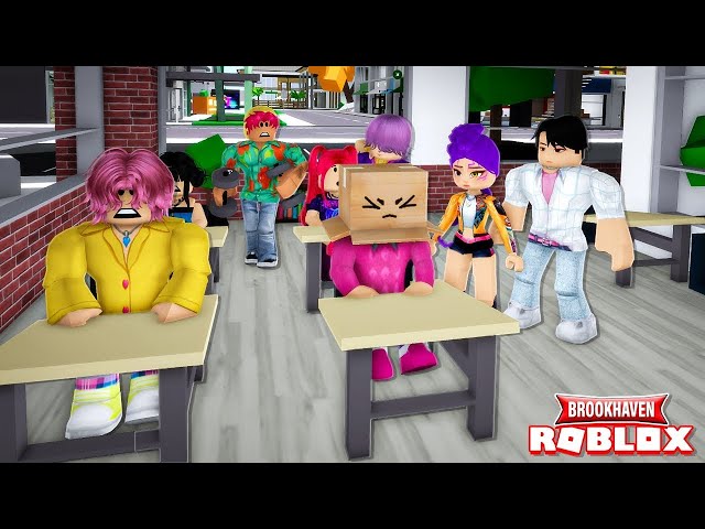 BABY SAJA DOESN'T SHOW HER HEAD AT SCHOOL, BROOKHAVEN RP ROBLOX KPOP DEMONS HUNTERS