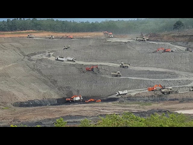4 Hours of Relaxing Heavy Equipments in Coal Mine Sounds for Studying & Thinking