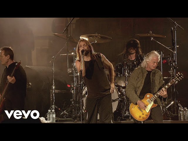 Foo Fighters - Rock And Roll (Live At Wembley Stadium, 2008)