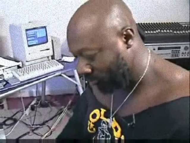 Isaac Hayes (Home Studio 1989)