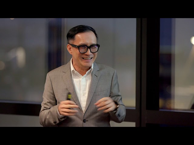 Creating Immersive Learning Journeys with Gamification, AI and Analytics, Lam Mun Choong