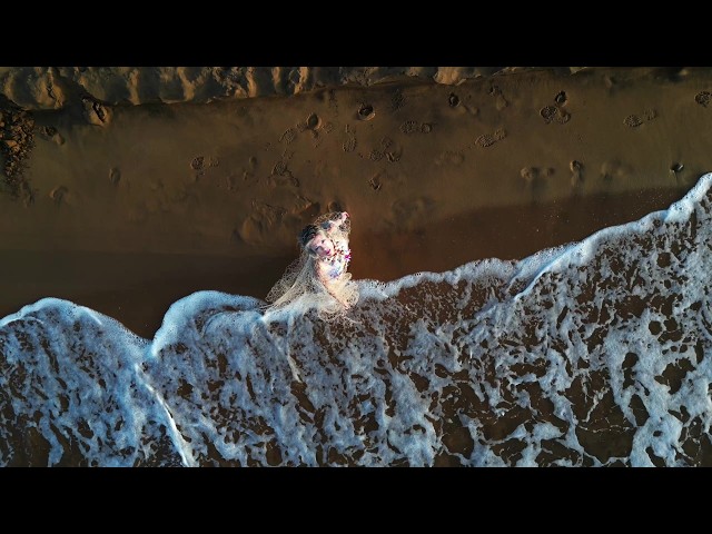 Karmento - La Patrona (Visualizer)